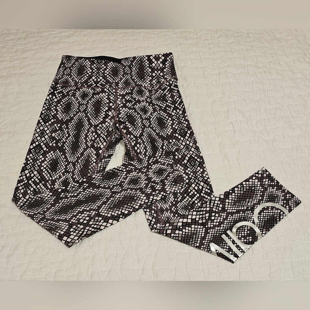 Calvin Klein Performance leggins. Size S.